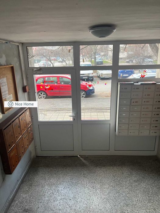 Продава се Двустаен апартамент в София, Център - 44 кв.м за 250 €/кв.м - Снимка #2