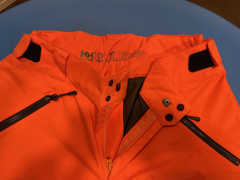 Vând pantaloni schi Helly Hansen - NOI