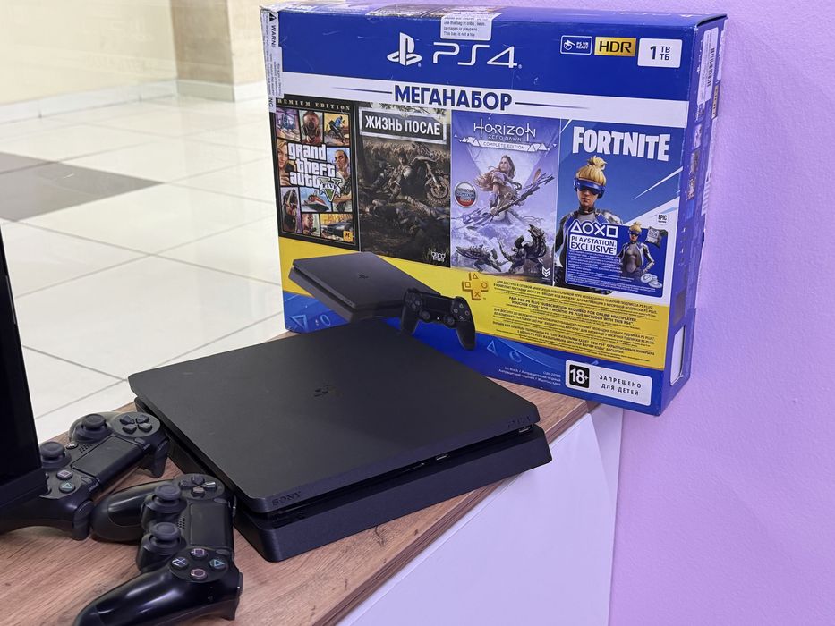 Sony Playstation 4 Slim 1000GB/продаю приставку Sony Ps 4 Slim 1000GB