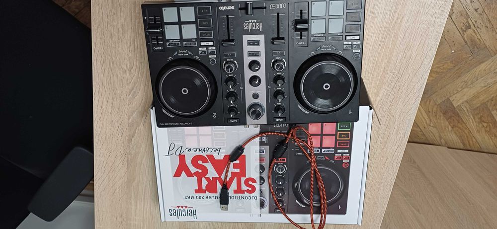 Consola Hercules DJ Control Inpulse 200 MK2