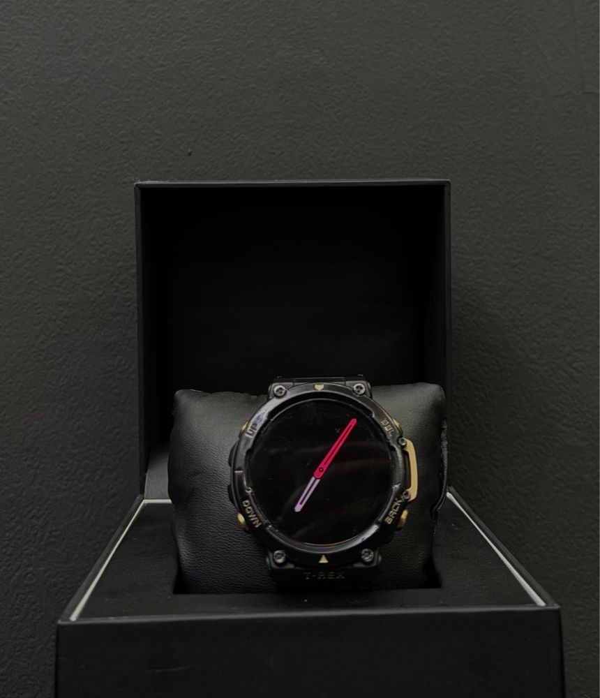 Amazfit t-rex2 часы