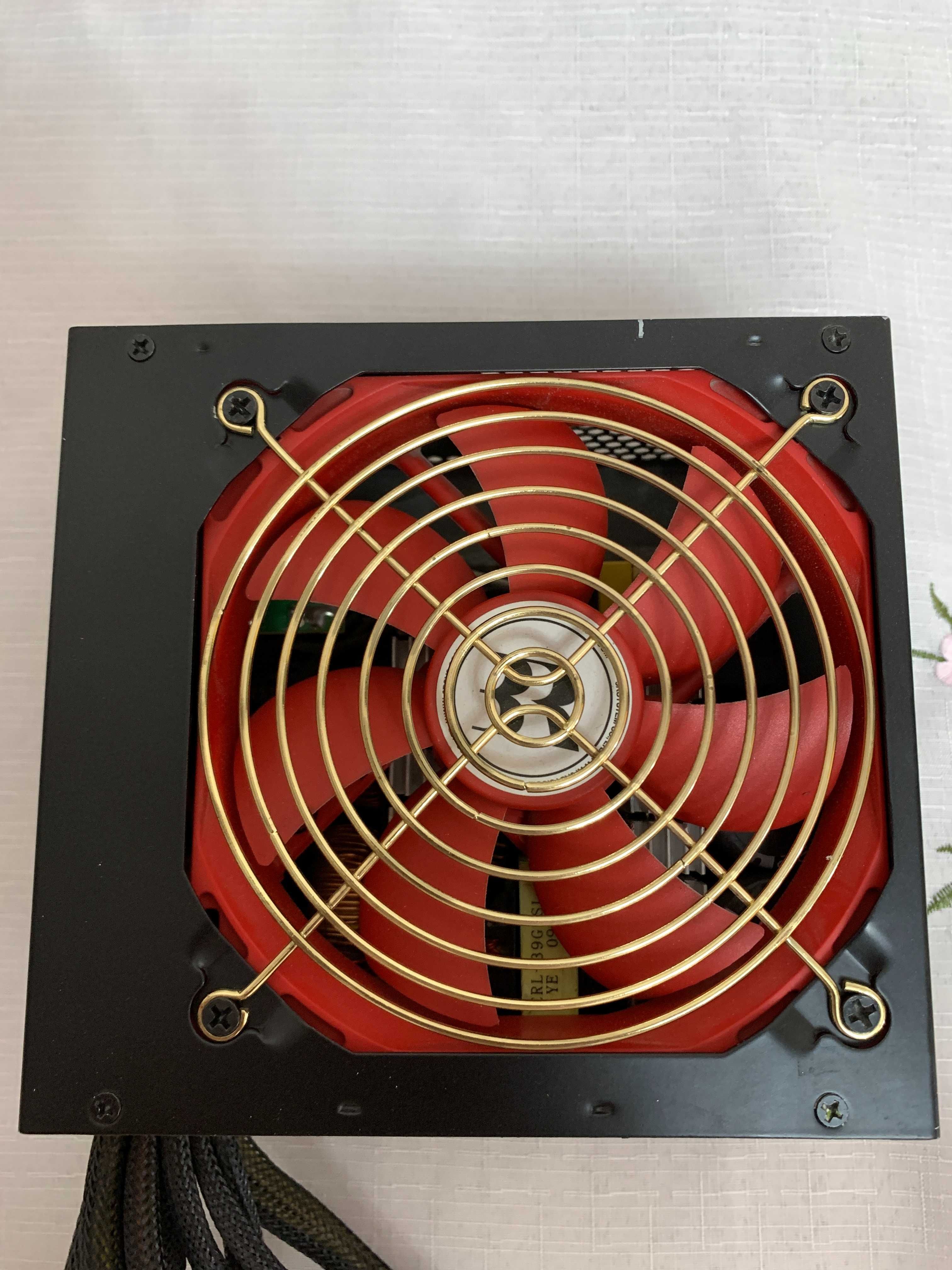 Фирменный и мощный Блок питания Rock Power 650Wt.