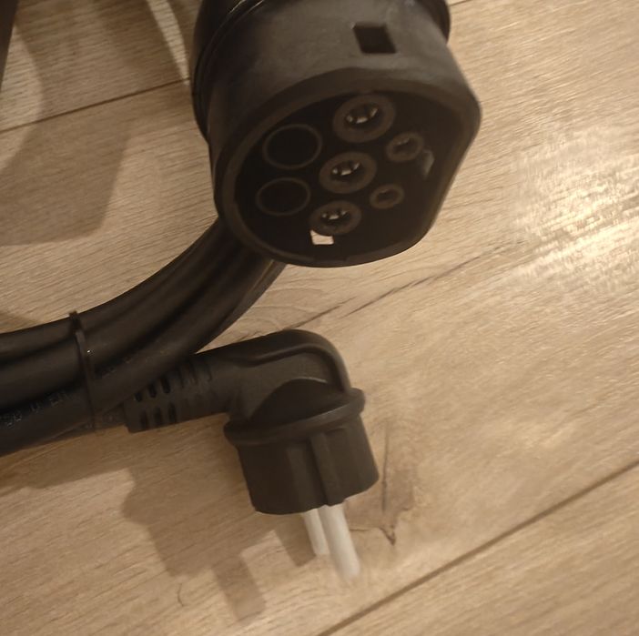 Vand Cablu original de incarcare vehicule electrice hibride plug-in