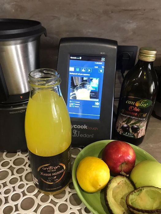Кухонный комбайн робат продам.