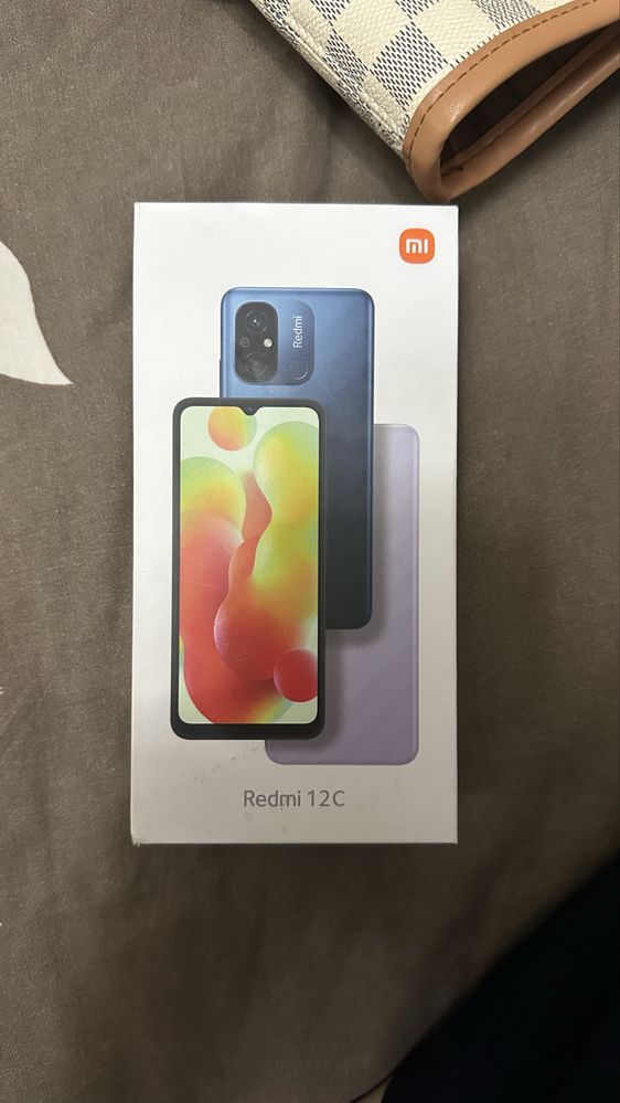 Redmi 12c срочно сотилади