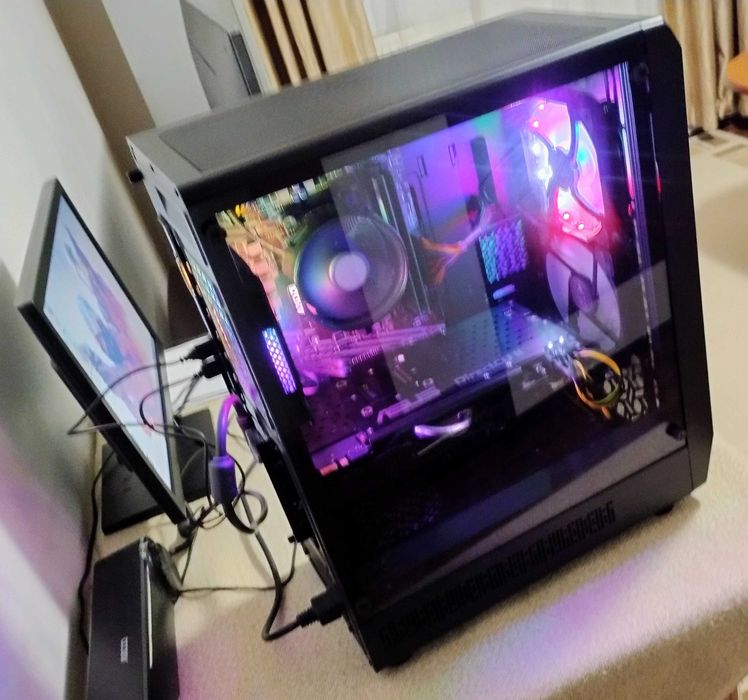 Calculator PC gaming Ryzen 5 RAM 16GB DDR4 video GTX 980 4GB SSD 256GB