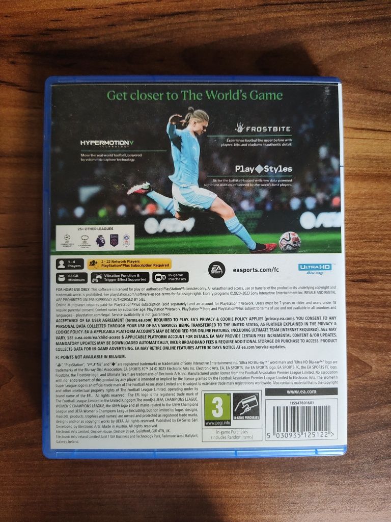 Игри за Playstation FIFA 22 и FC 24