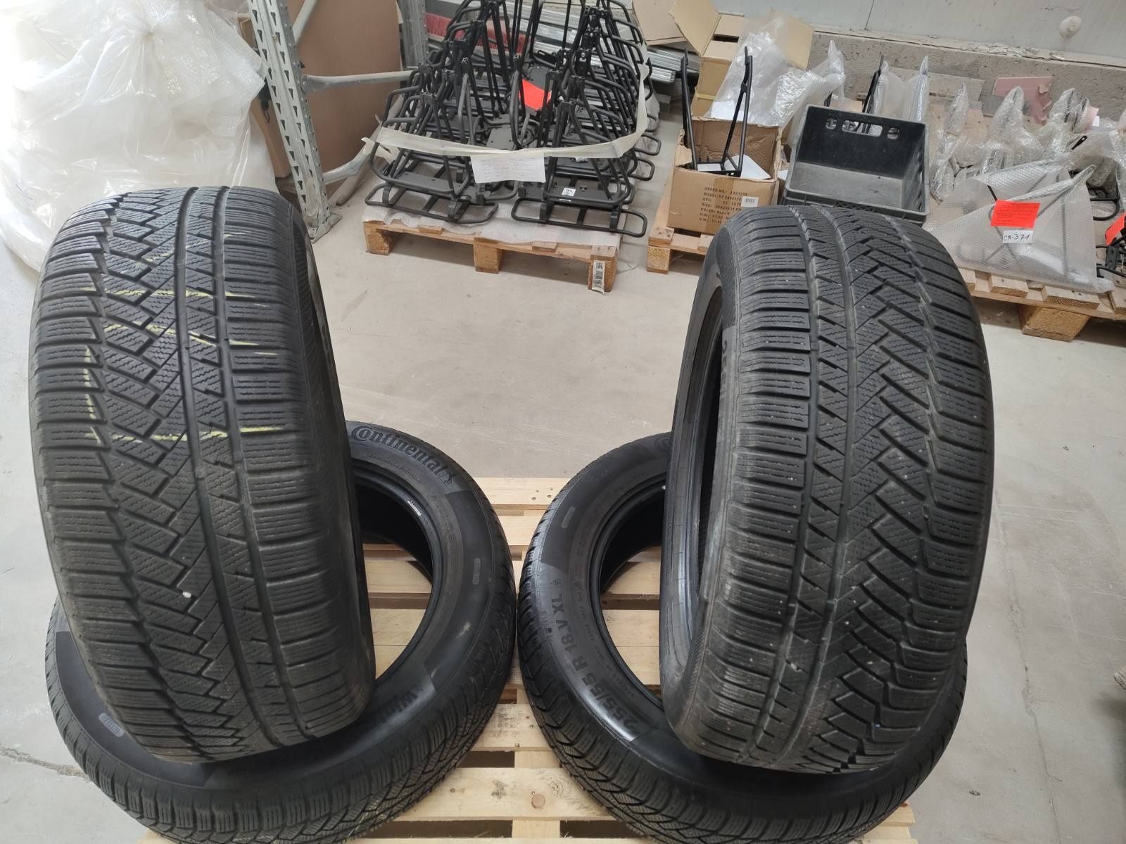 Зимни гуми Continental 255/55 R18 ML320