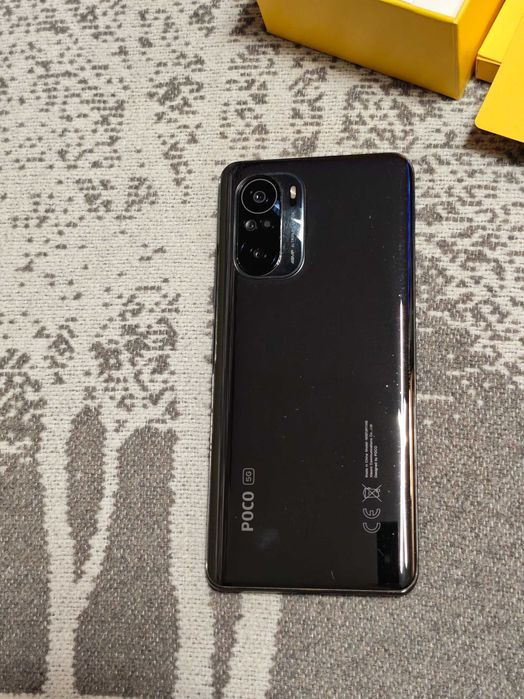 Xiaomi POCO F3 6/128Gbt - Отличен