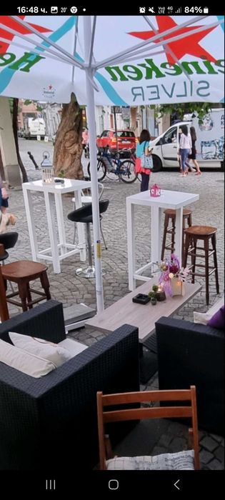 Маси и столове за дома и градината