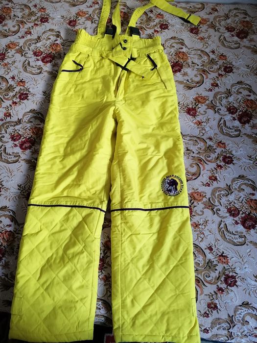 Pantaloni de schi