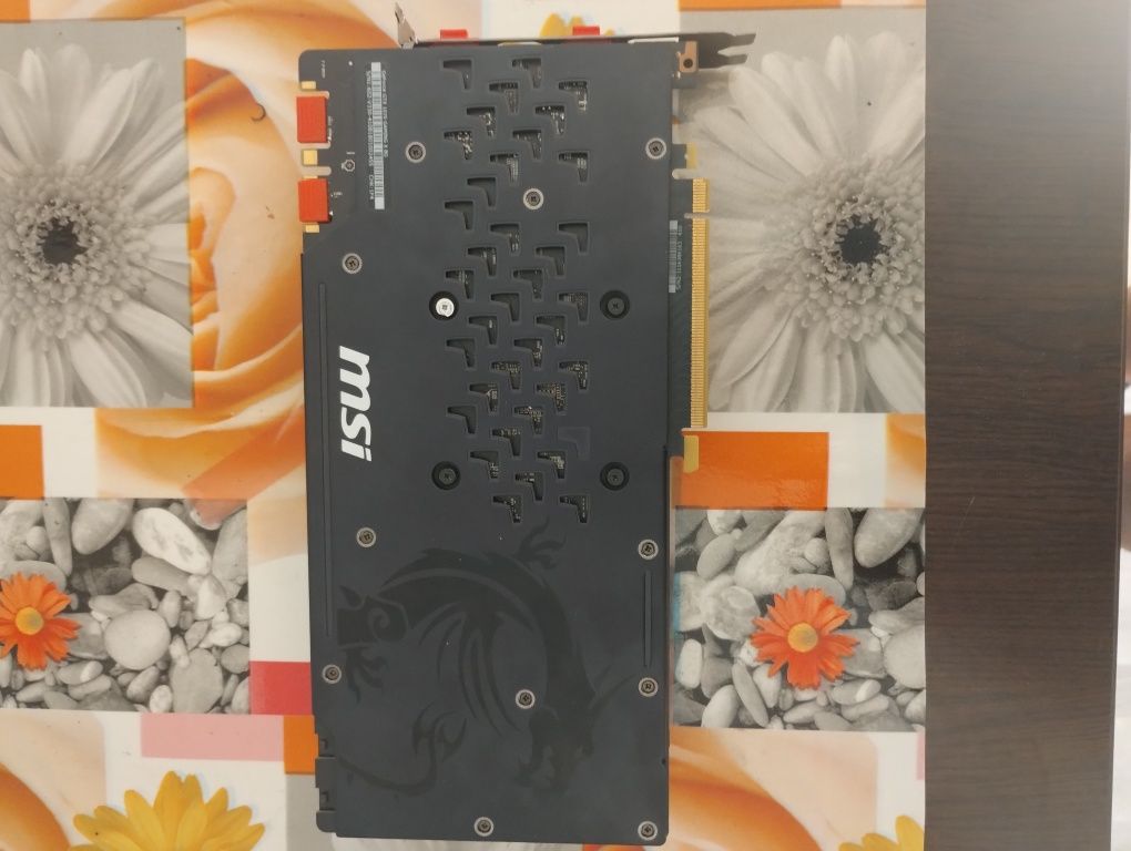 Placa video MSI GTX 1070 Gaming X 8gb