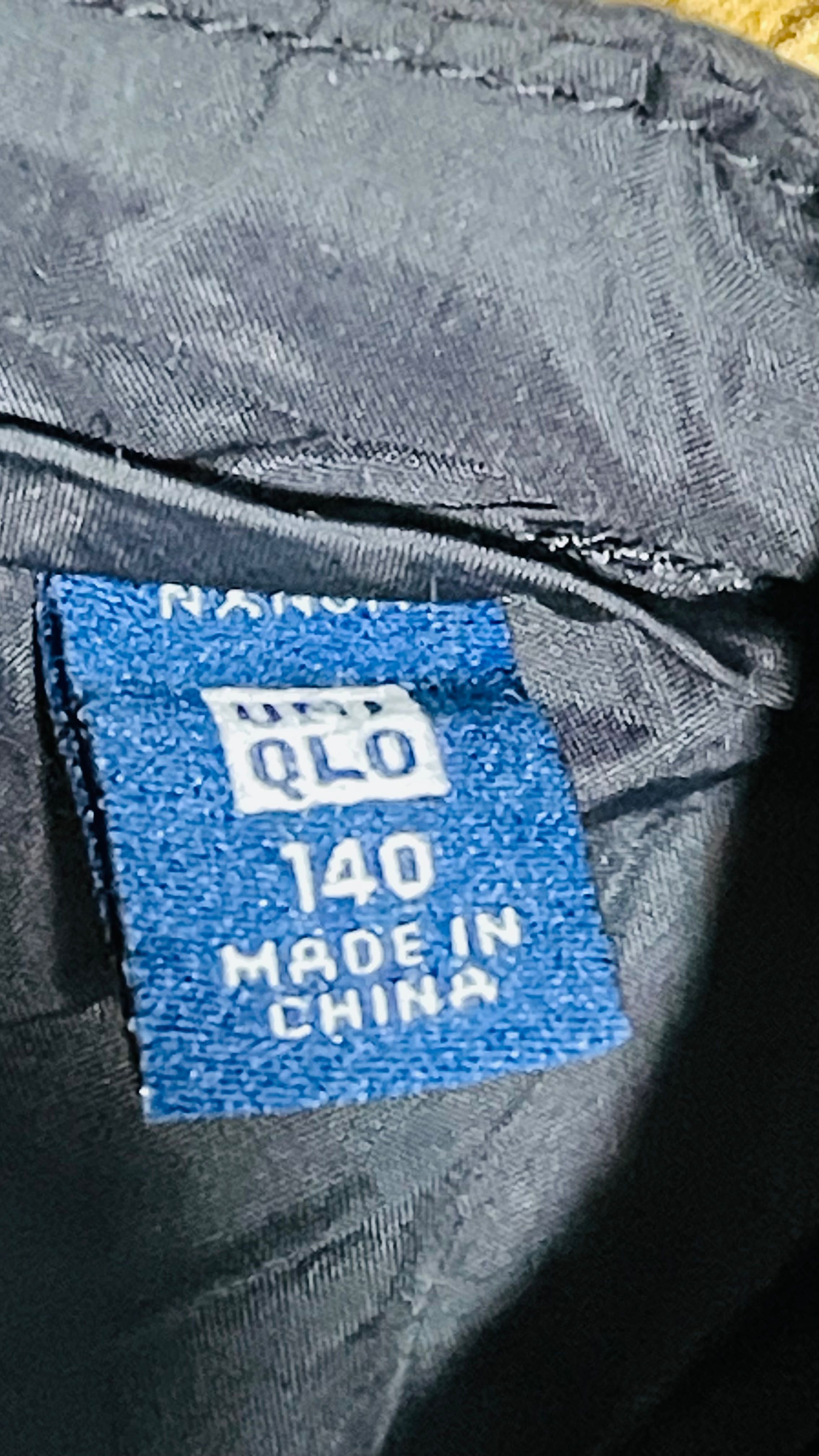 Тонкая, легкая куртка детская Uniqlo