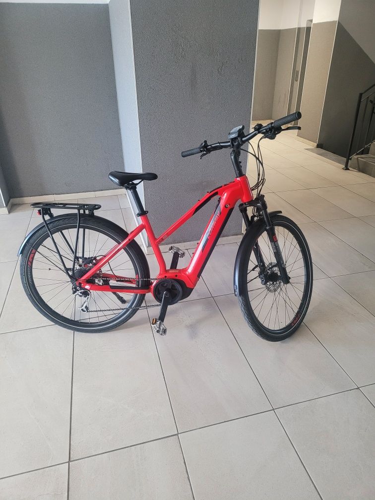 Bicicleta electrice de inchiriat / angajari curieri Bolt Glovo Tazz