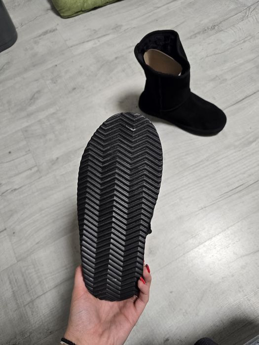 Обувки апрески 39н