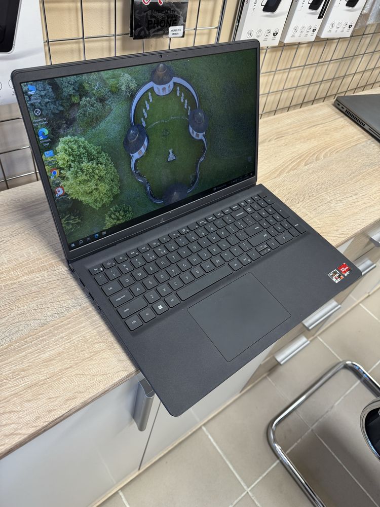 Лаптоп Dell Vostro 15 3535 - 15,6”, отличен