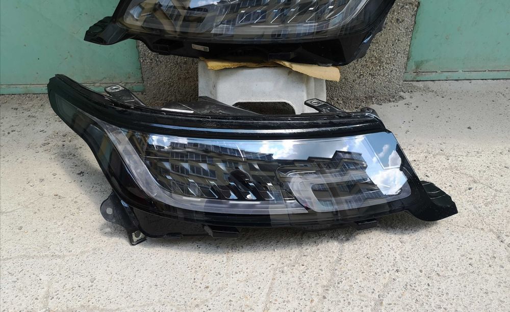 Оригинални фарове Range Rover Sport L494 Full Led