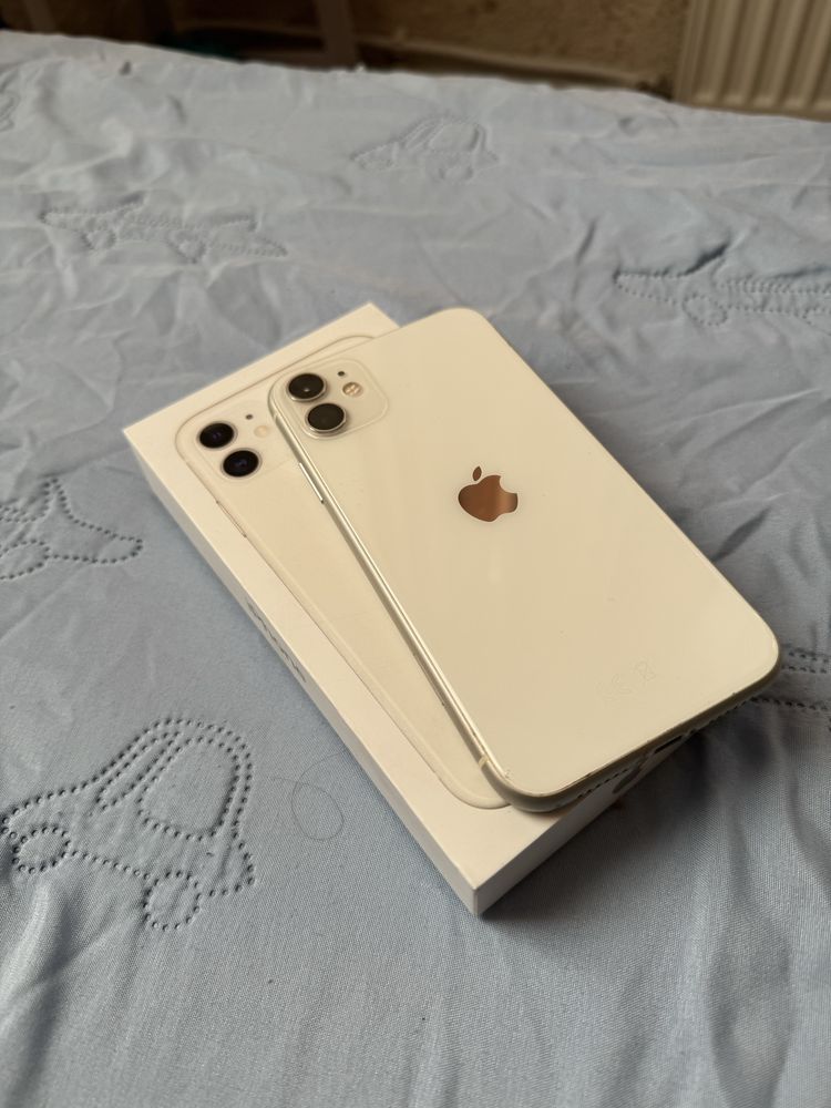 Iphone 11 + подаръци