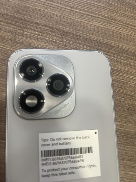 Продавъм хонор 400 Лайт