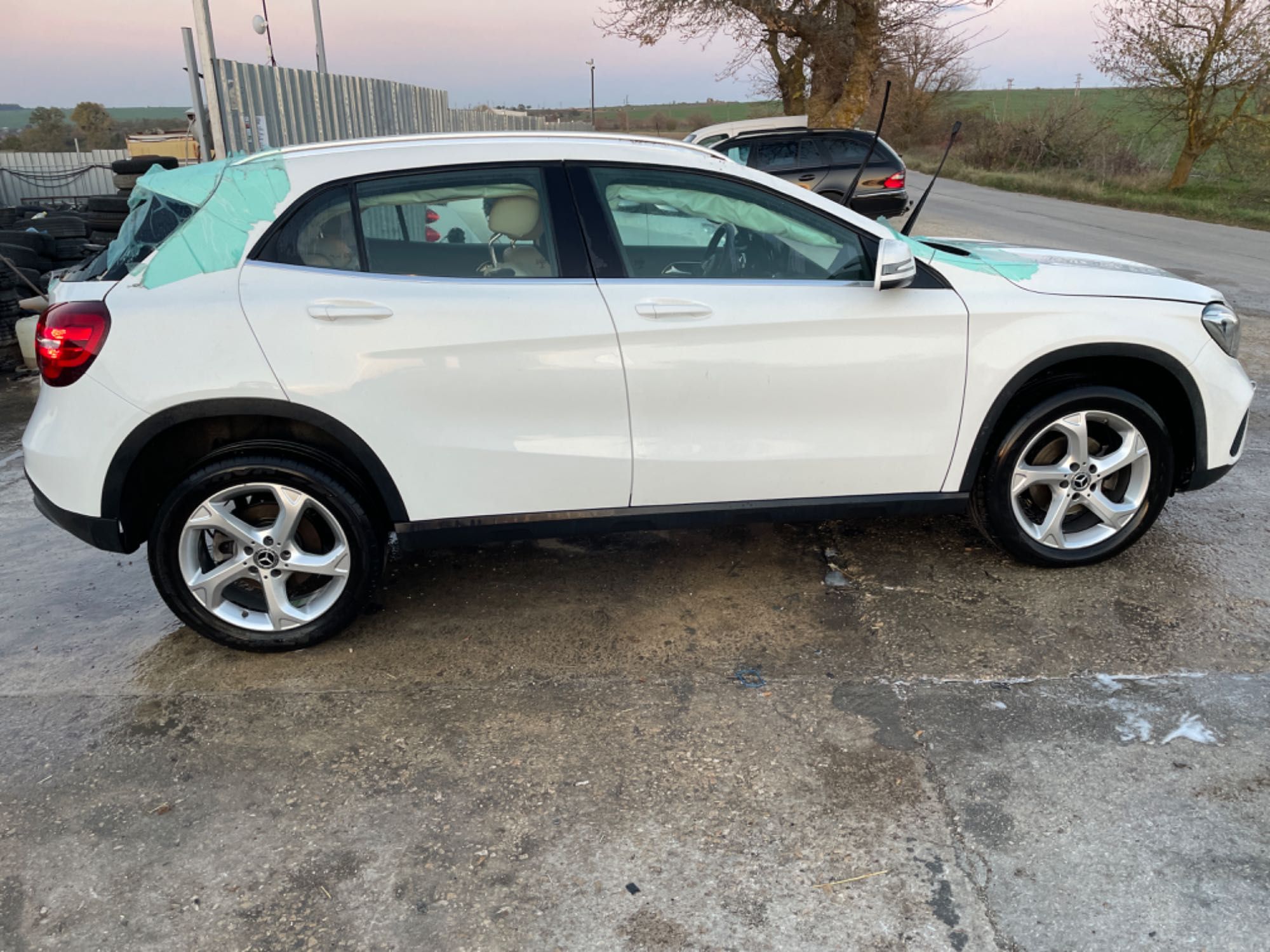 Mercedes GLA 180 X156 двигател 270910 автоматик, 122 кс.., 60 000