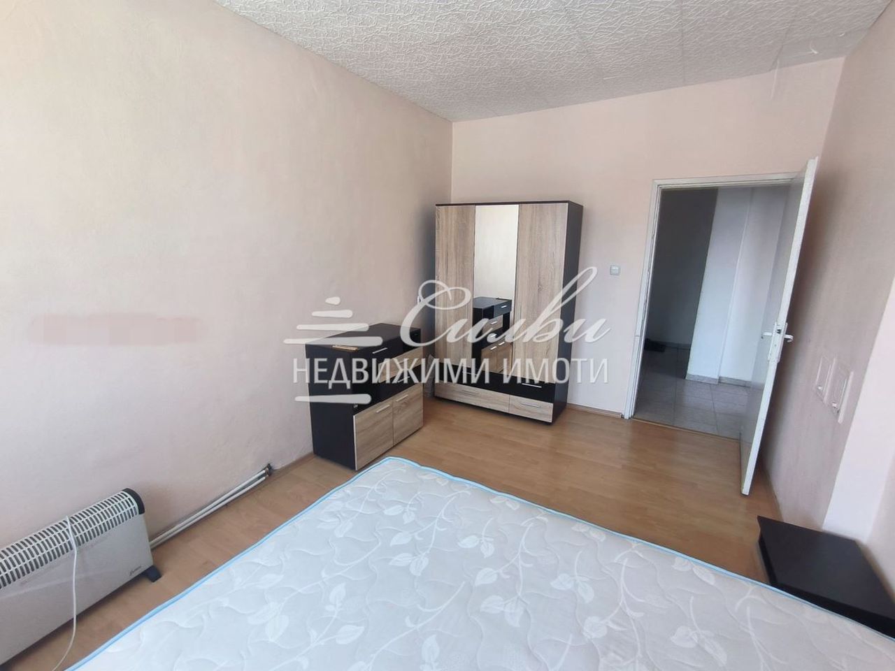 Дава се под наем Многостаен апартамент в Шумен, Пожарната - 120 кв.м за 255 € - Снимка #1