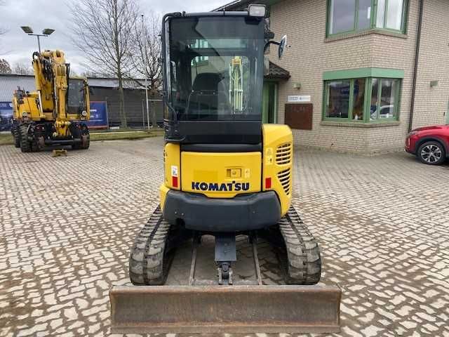 vand excavator pe senile