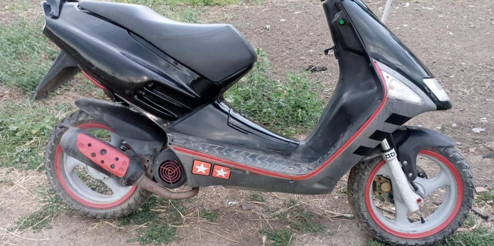 Scuter Aprilia SR 50