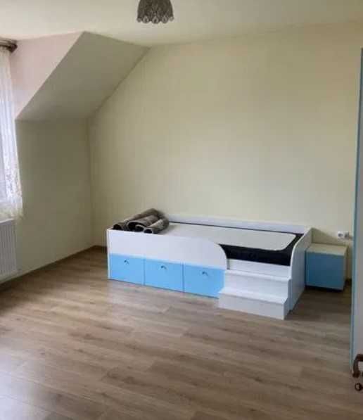 Дава се под наем Тристаен апартамент в Пловдив, Център - 70 кв.м за 229.5 € - Снимка #2