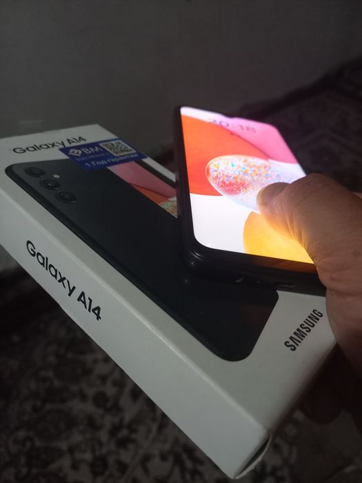 A14 Samsung holati ideal tiniq 64GB hotirasi usta ko'rmagan radnoy.