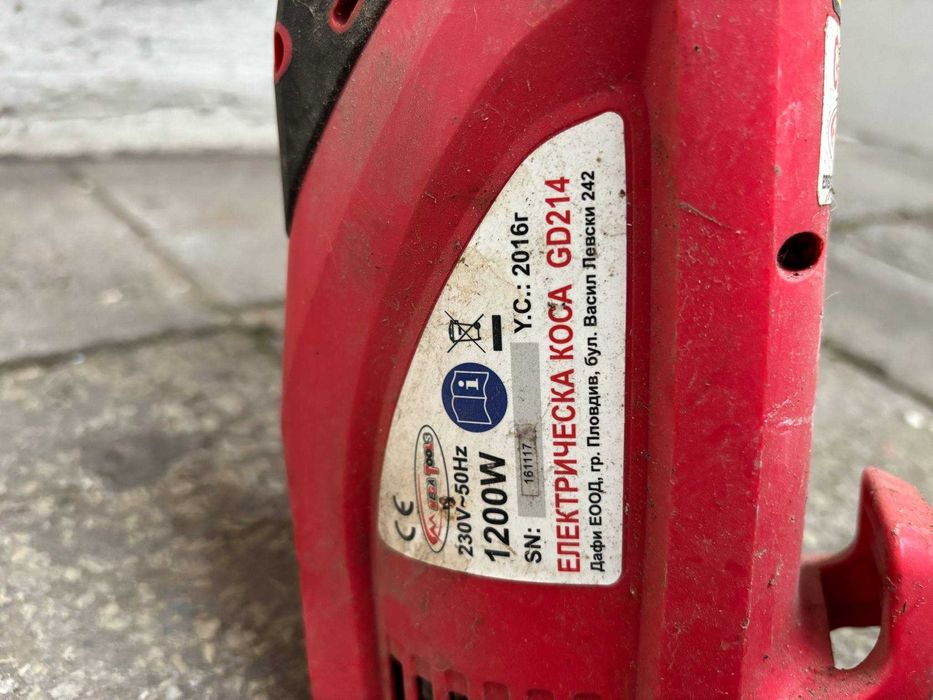 електрическа коса за трева