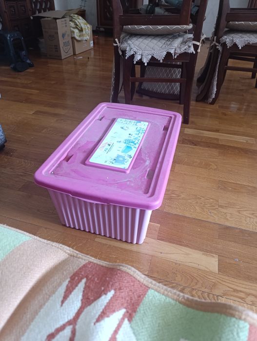 Продается ящик с Лего