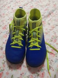 Обувки за футбол Kipsta номер 32