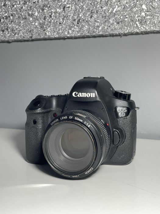 Canon EOS 6D + obiectiv Canon 50mm f/1.4 - Full Frame, stare excelentă