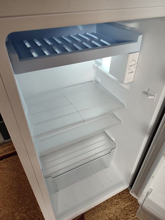 Frigider Candy CHASD4385EWC