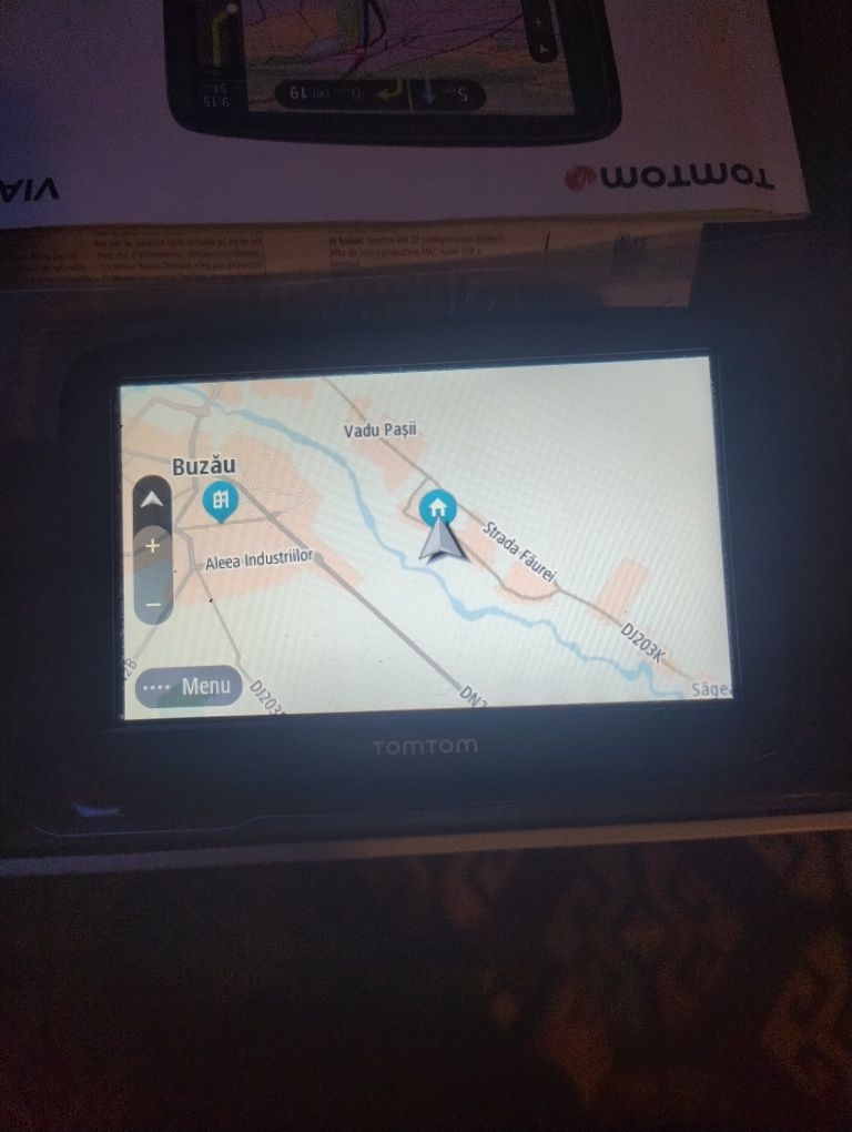 Gps tomtom via 52