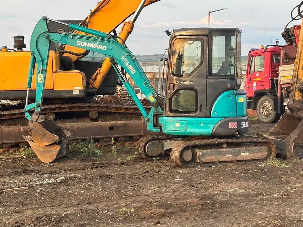 Miniexcavator SUNWARD 4,2 tone