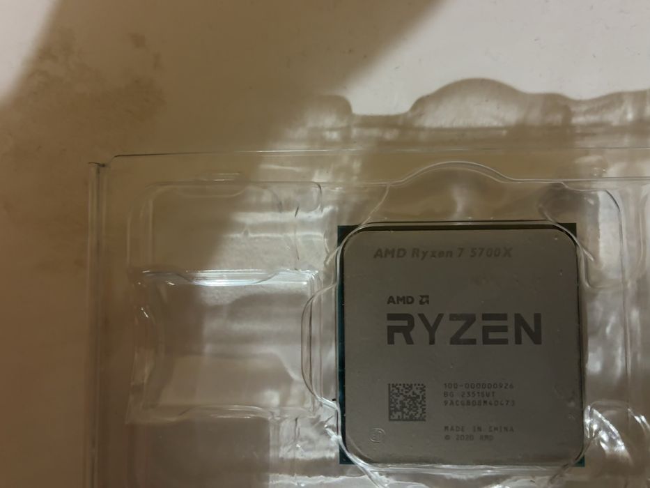 Kit AMD Ryzen 7 5700x + RX 6600xt