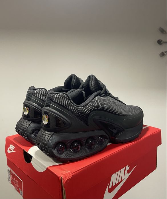 Nike Air Max DN Triple Black