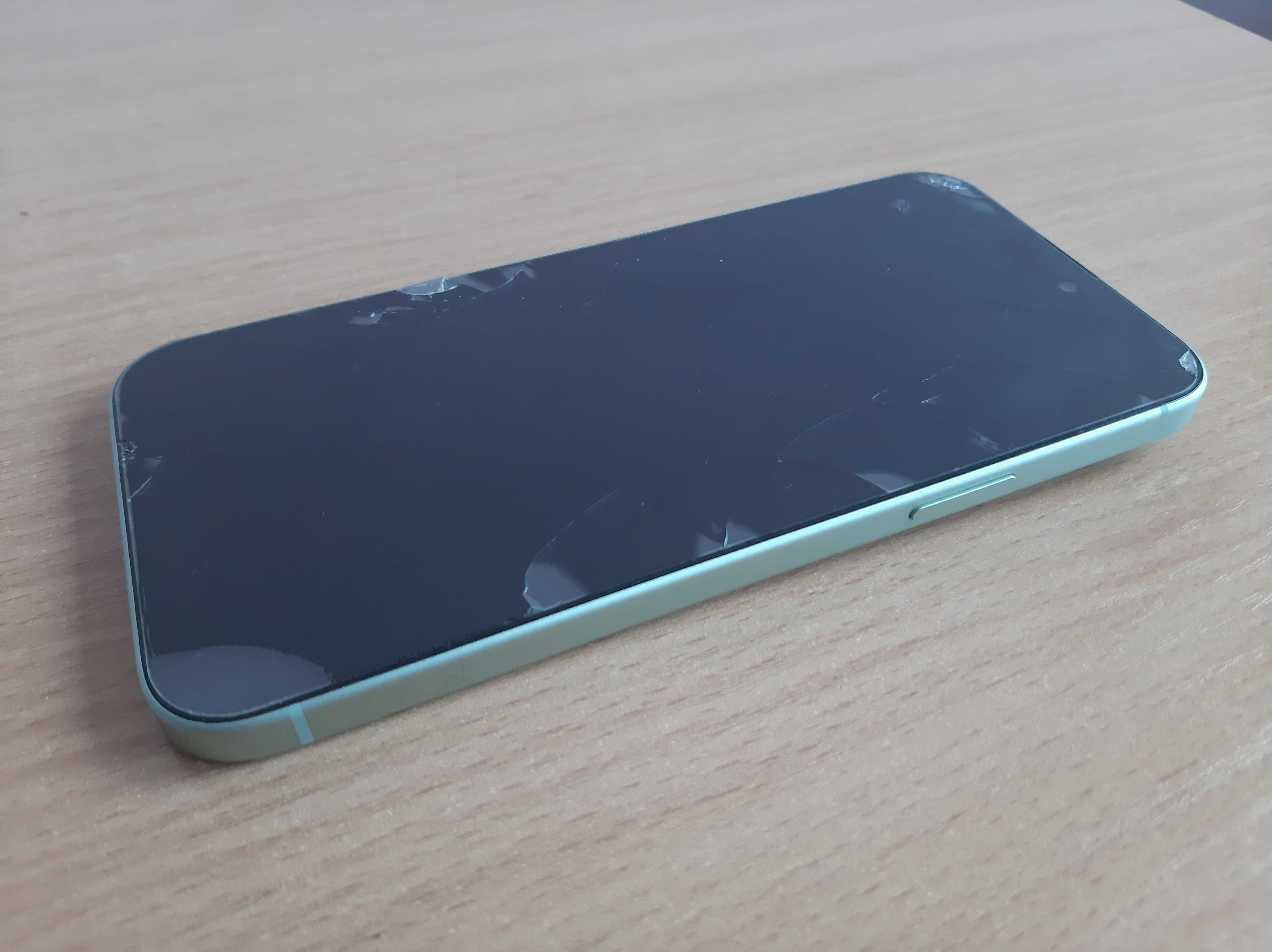 iPhone 15 Plus 256 Gb