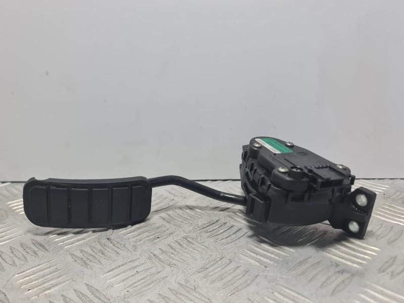 Pedala acceleratie Renault Master