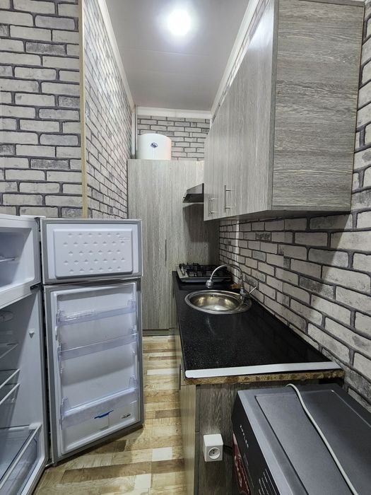 1-xonali Arzon kvartira sotiladi. 28900$