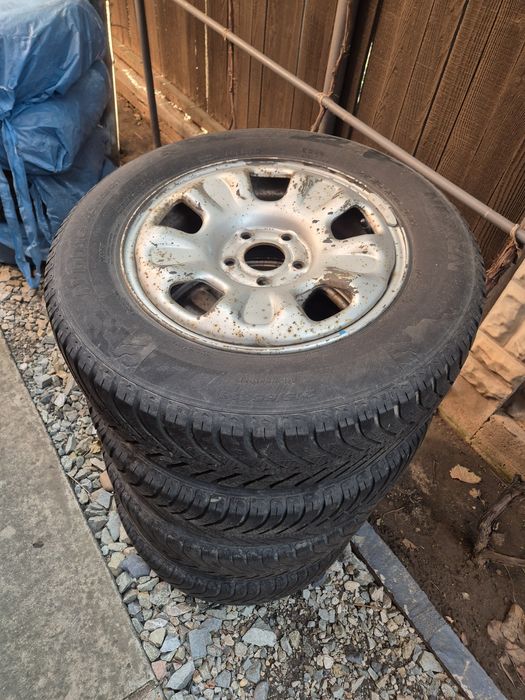 Roti iarnă dacia duster,Qashqai 5x114,3 215/65/R16