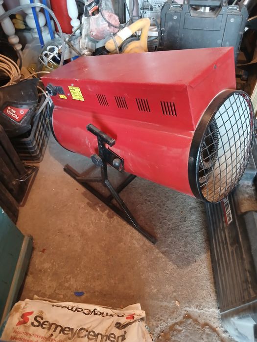 Продам тепловую пушку