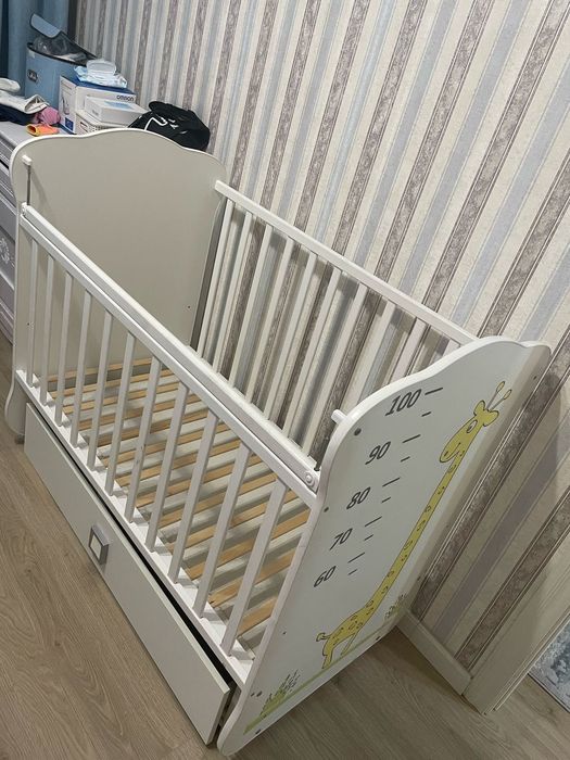 СРОЧНО продам манеж