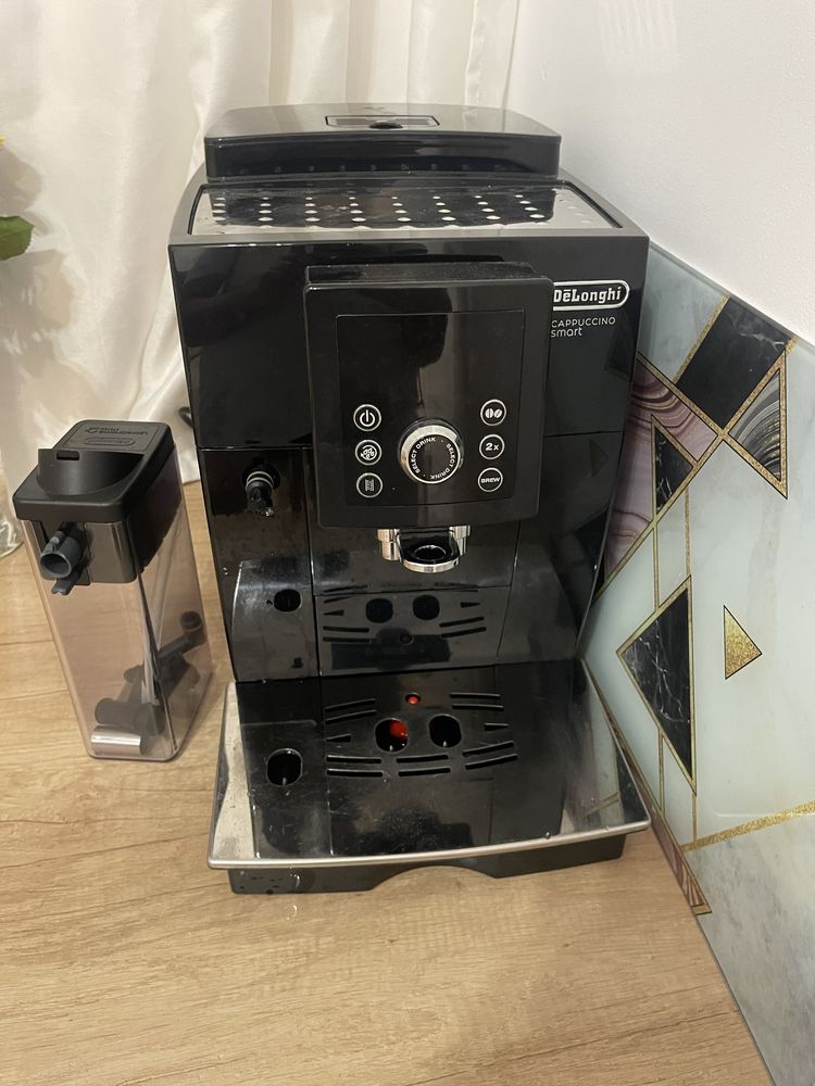 Delonghi Magnifica s ecam 15bari