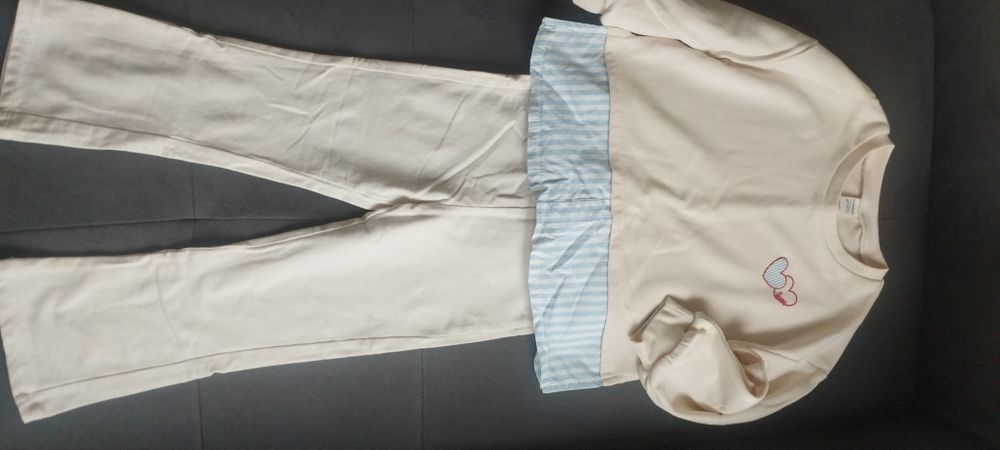 Два комплекта 30лв размер 104