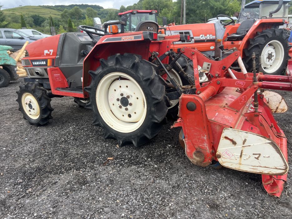 Tractoras tractor yanmar F7