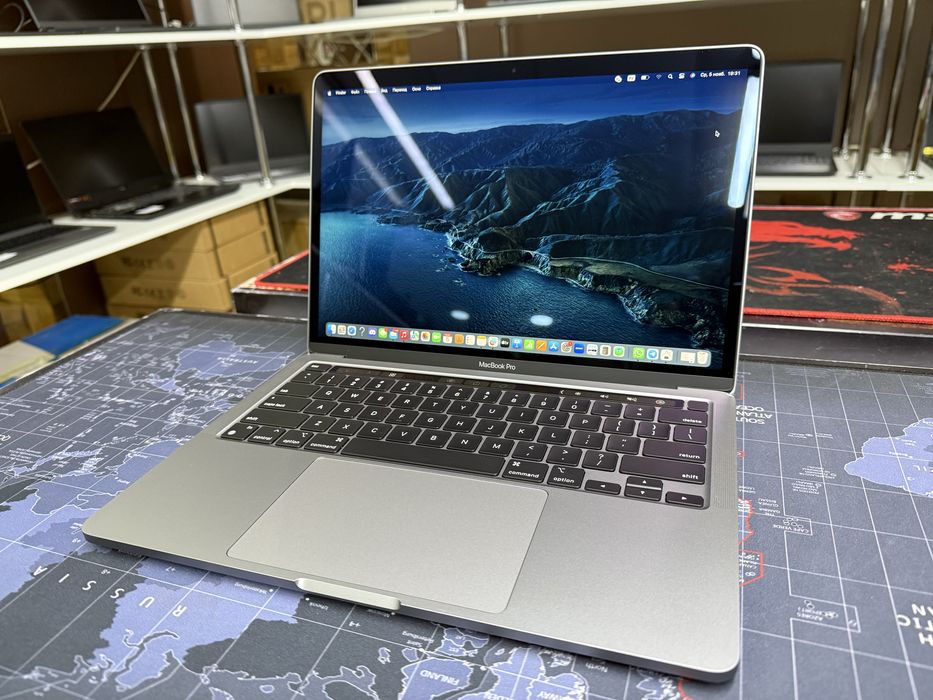 Macbook Pro 13 M2 8Gb/256Gb/26ц