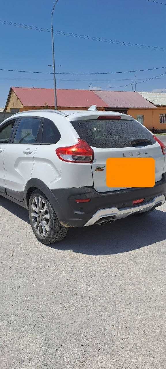 Lada X Ray sotiladi