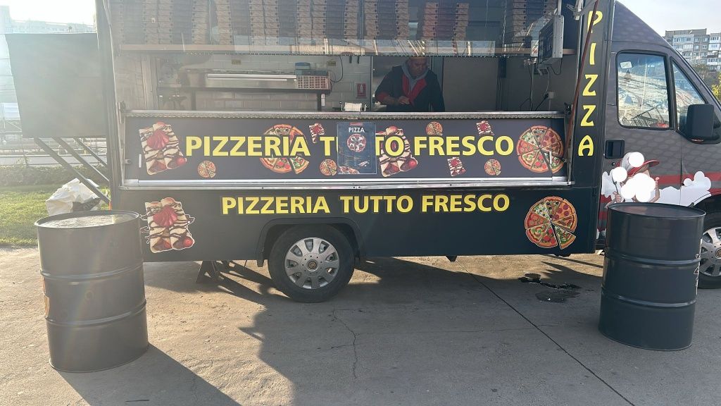 Food Truck Fiat ducato Pizza sau Burgeri